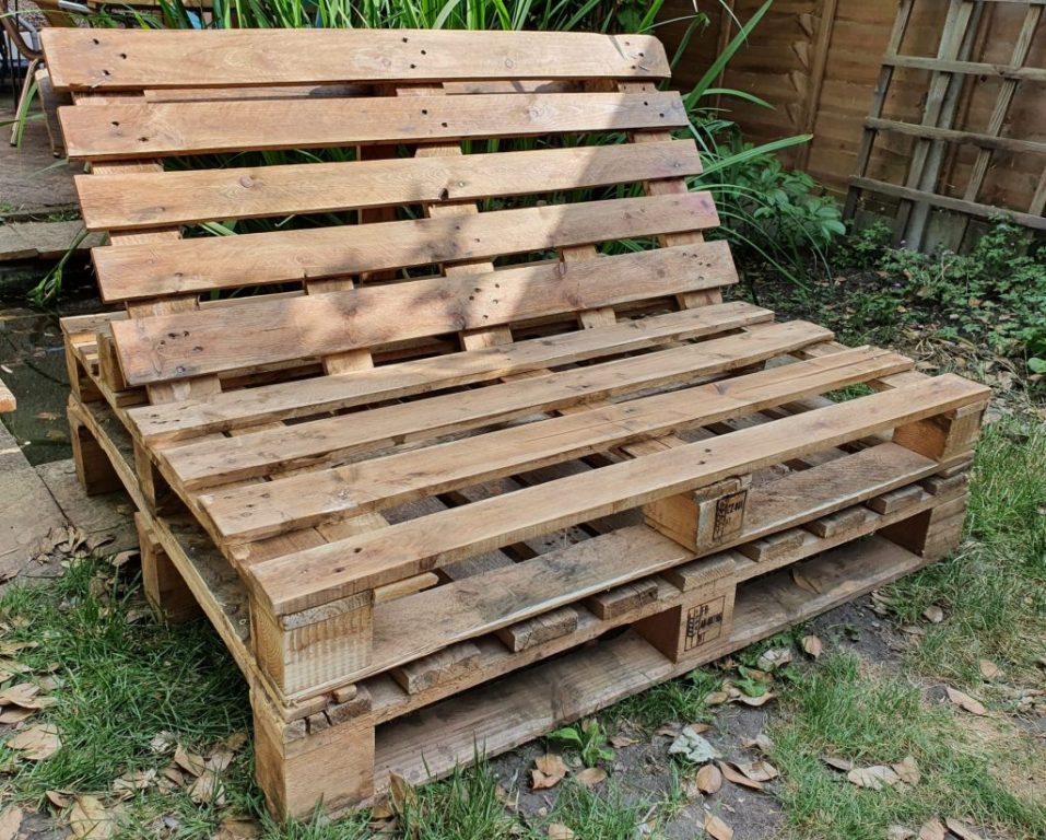 partes Necesario ácido How to make furniture with pallets for your garden using minimal tools!