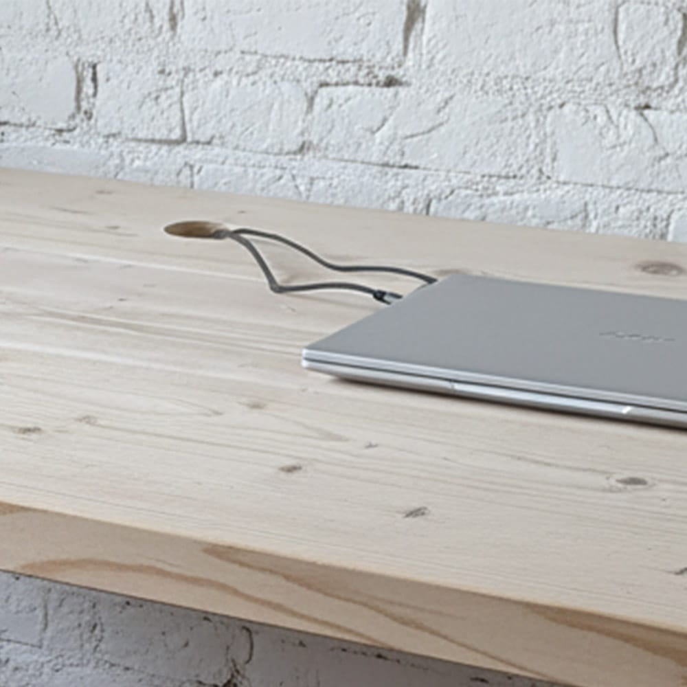 cable-hole-management