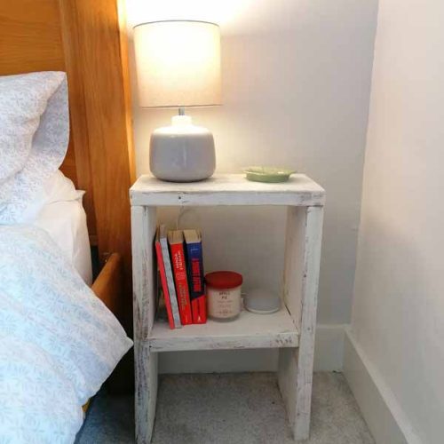 Simple Bedside Table - IMG_20210919_123729